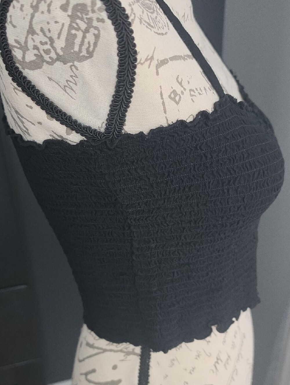 aerie Black Smocked Crop Cami - Picture 3 of 7